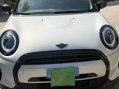 Usata Mini Cooper Business 136 CV (100 kW) 2022 Bianco Utilitaria