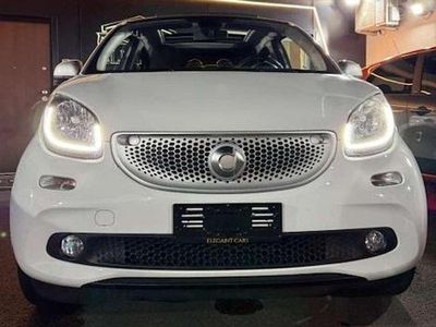 Usata Smart ForFour Prime 90 CV (66 kW) 2016 Bianco Utilitaria