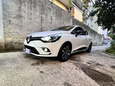 Usata Renault Clio IV Life 75 CV (55 kW) 2018 Bianco Berlina