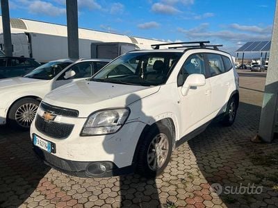 Usata Chevrolet Orlando 131 CV (96 kW) 2010 Bianco Monovolume
