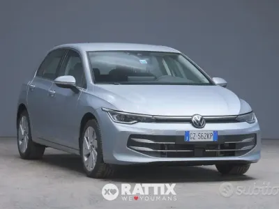 Begagnad VW Golf VIII Style 150 HK (110 kW) 2025 Silver Sedan