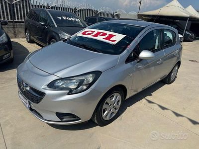 Usata Opel Corsa 90 CV (66 kW) 2015 Grigio Utilitaria