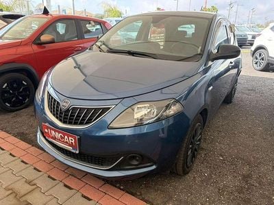 Usata Lancia Ypsilon Silver 69 CV (50 kW) 2022 Blu/azzurro Utilitaria