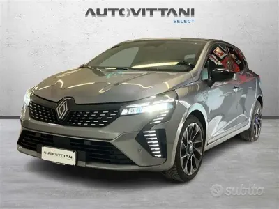 Usata Renault Clio Esprit Alpine 91 CV (66 kW) 2024 Grigio scuro Utilitaria