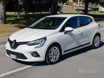 Occasion Renault Clio V Zen 101 ch (74 kW) 2021 Blanc Berline