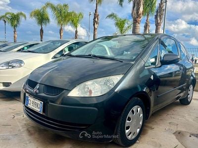 Nero Usata 2005 Mitsubishi Colt Berlina | 2200 € (Buon prezzo)