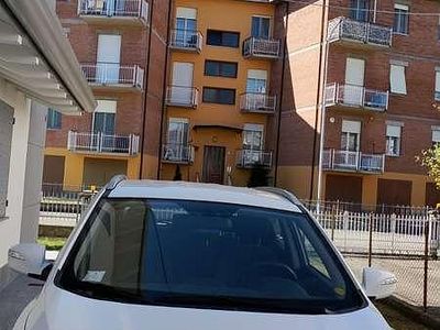 Käytetty Hyundai ix35 Comfort 135 HP (99 kW) 2013 Valkoinen Katumaasturi