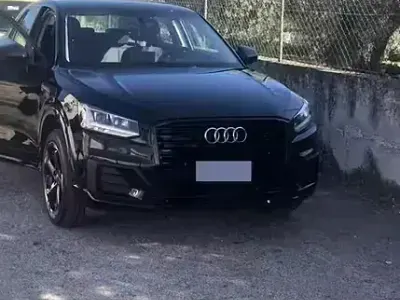 Usata Audi Q2 Design 116 CV (85 kW) 2018 Nero SUV