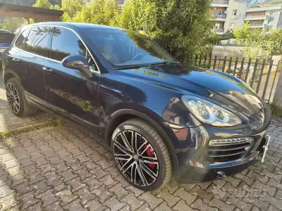 Usata Porsche Cayenne 245 CV (180 kW) 2011 Blu SUV