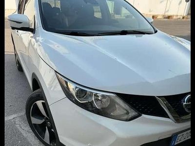 Usata Nissan Qashqai Acenta Premium 110 CV (80 kW) 2015 SUV