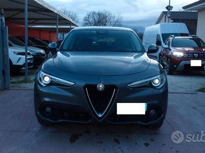 Usata Alfa Romeo Stelvio Super 210 CV (154 kW) 2018 Grigio SUV