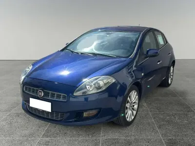 Usata Fiat Bravo Emotion 120 CV (88 kW) 2010 Blu/azzurro Utilitaria