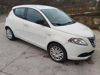 Usata Lancia Ypsilon 69 CV (50 kW) 2012 Utilitaria