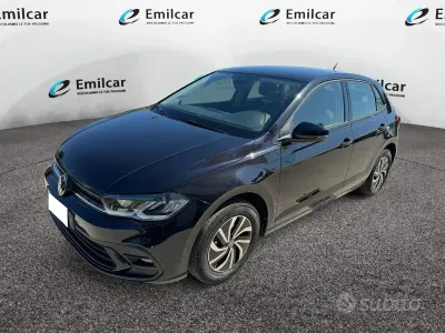 Usata VW Polo Life 90 CV (66 kW) 2023 Nero Utilitaria