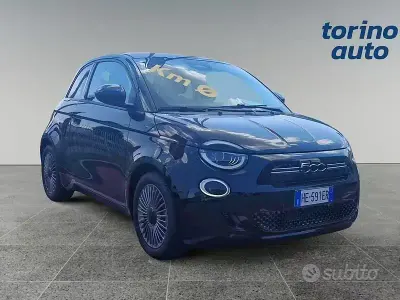 Nuova Fiat 500 65 CV (47 kW) 2026 Nero Berlina