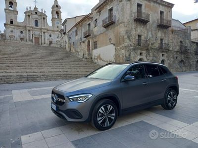 Mercedes GLA200