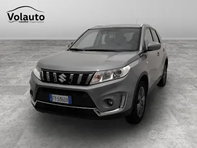 Käytetty Suzuki Vitara Cool 112 HP (82 kW) 2019 Harmaa Katumaasturi