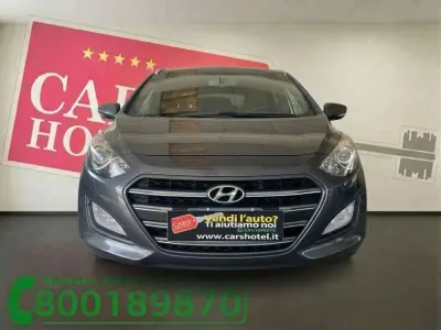 Usata Hyundai i30 GO! 110 CV (80 kW) 2016 Grigio Station wagon