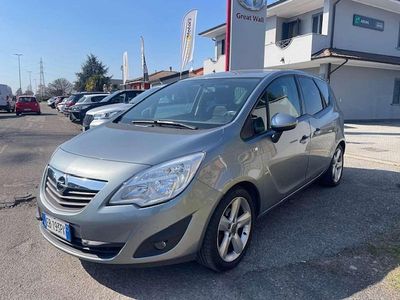 Usata Opel Meriva Cosmo 101 CV (74 kW) 2010 Grigio Monovolume