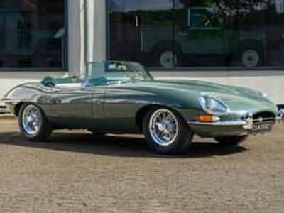 Usata Jaguar E-Type 269 CV (197 kW) 1967 Verde Cabrio