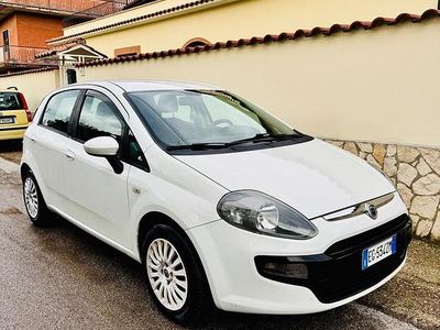 Usata Fiat Punto Evo Dynamic 69 CV (50 kW) 2011 Bianco Utilitaria