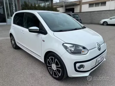 Usata VW up! Highline 75 CV (55 kW) 2013 Bianco Utilitaria