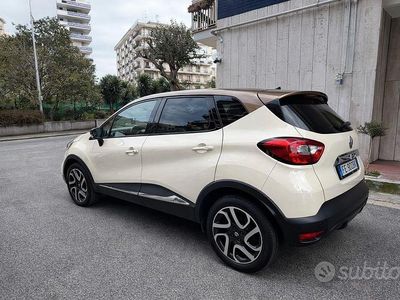 Usata Renault Captur Iconic 2016 Bianco SUV