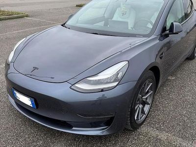 Usata Tesla Model 3 152 kW (208 CV) 2020 Grigio Berlina
