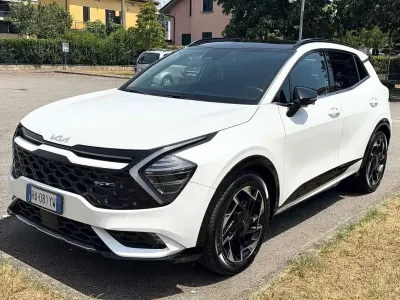 Usata Kia Sportage GT-Line 179 CV (131 kW) 2023 Bianco SUV