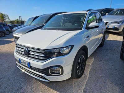 Käytetty VW T-Cross Style 95 HP (69 kW) 2022 Valkoinen Katumaasturi