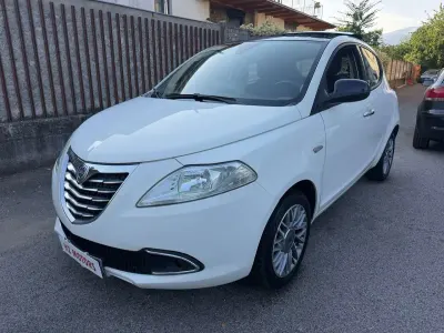 Usata Lancia Ypsilon