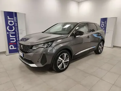 Usata Peugeot 3008 Allure 181 CV (133 kW) 2022 Grigio SUV