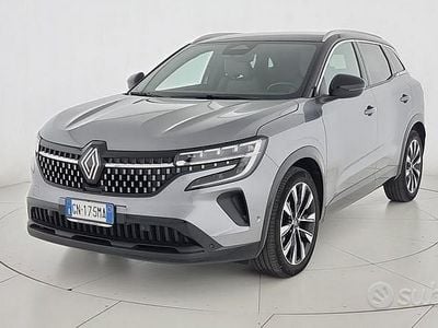 Usata Renault Austral Techno 160 CV (117 kW) 2023 Grigio SUV