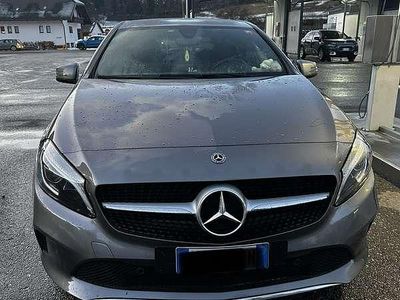 Usata Mercedes A180 109 CV (80 kW) 2017 Berlina