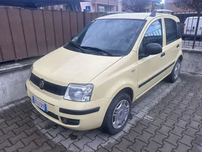 Usata Fiat Panda Dynamic 77 CV (56 kW) 2012 Utilitaria