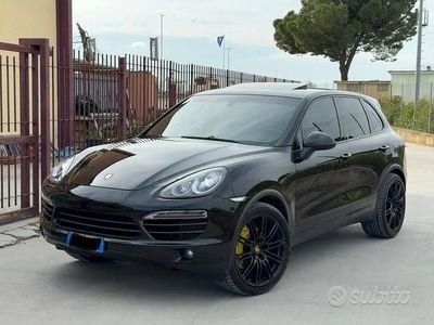 Usata Porsche Cayenne 239 CV (175 kW) 2011 Nero SUV