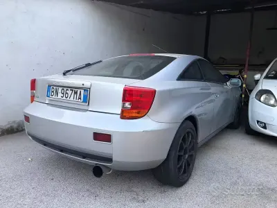 Begagnad Toyota Celica