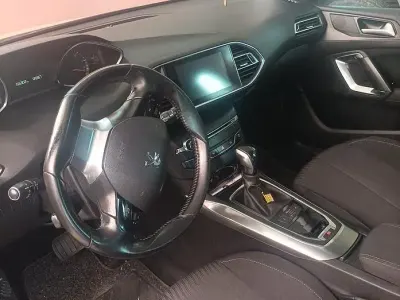 Usata Peugeot 308 150 CV (110 kW) 2014 Grigio Berlina
