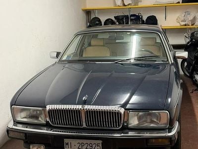 Usata Daimler Sovereign 1990 Blu Berlina