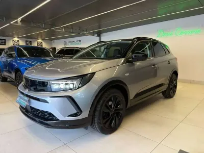 Usata Opel Grandland X GS Line 131 CV (96 kW) 2023 Grigio SUV