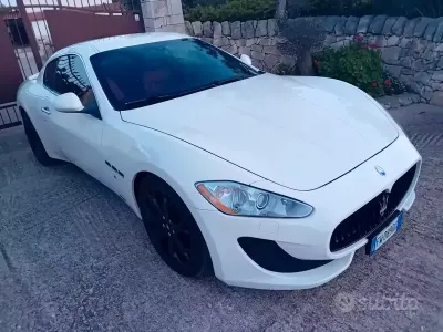 Usata Maserati Granturismo 405 CV (297 kW) 2008 Bianco Coupé