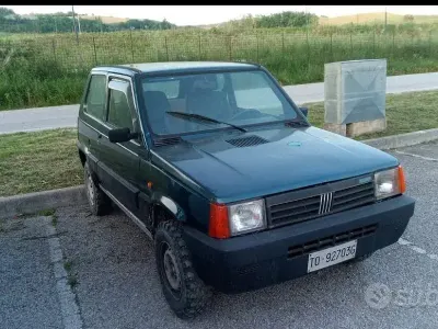Usata Fiat Panda 4x4 50 CV (36 kW) 1987 Verde Utilitaria