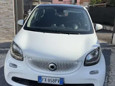 Usata Smart ForFour Electric Drive Passion 60 kW (82 CV) 2019 Berlina