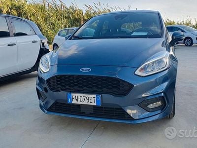 Blu Usata 2019 Ford Fiesta ST-Line Berlina | 10.500 € (Cara)