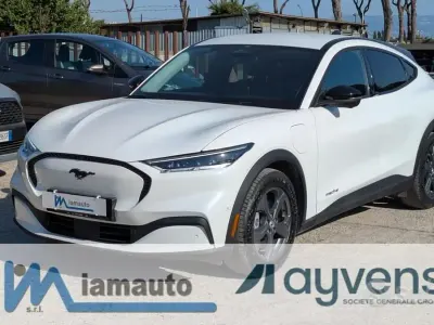 Usata Ford Mustang Standard Range 136 CV (100 kW) 2023 Bianco Monovolume