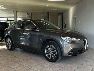 Usata Alfa Romeo Stelvio Executive 179 CV (131 kW) 2018 Grigio SUV