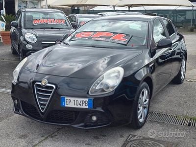 Usata Alfa Romeo Giulietta Distinctive 120 CV (88 kW) 2013 Nero Utilitaria