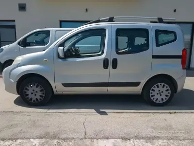 Usata Fiat Qubo Dynamic 77 CV (56 kW) 2011 Grigio Monovolume