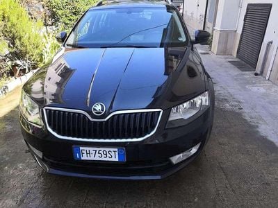 Usata Skoda Octavia 110 CV (80 kW) 2017 Nero Station wagon