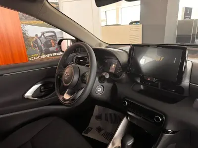 Usata Mazda 2 116 CV (85 kW) 2024 Lead grey Utilitaria